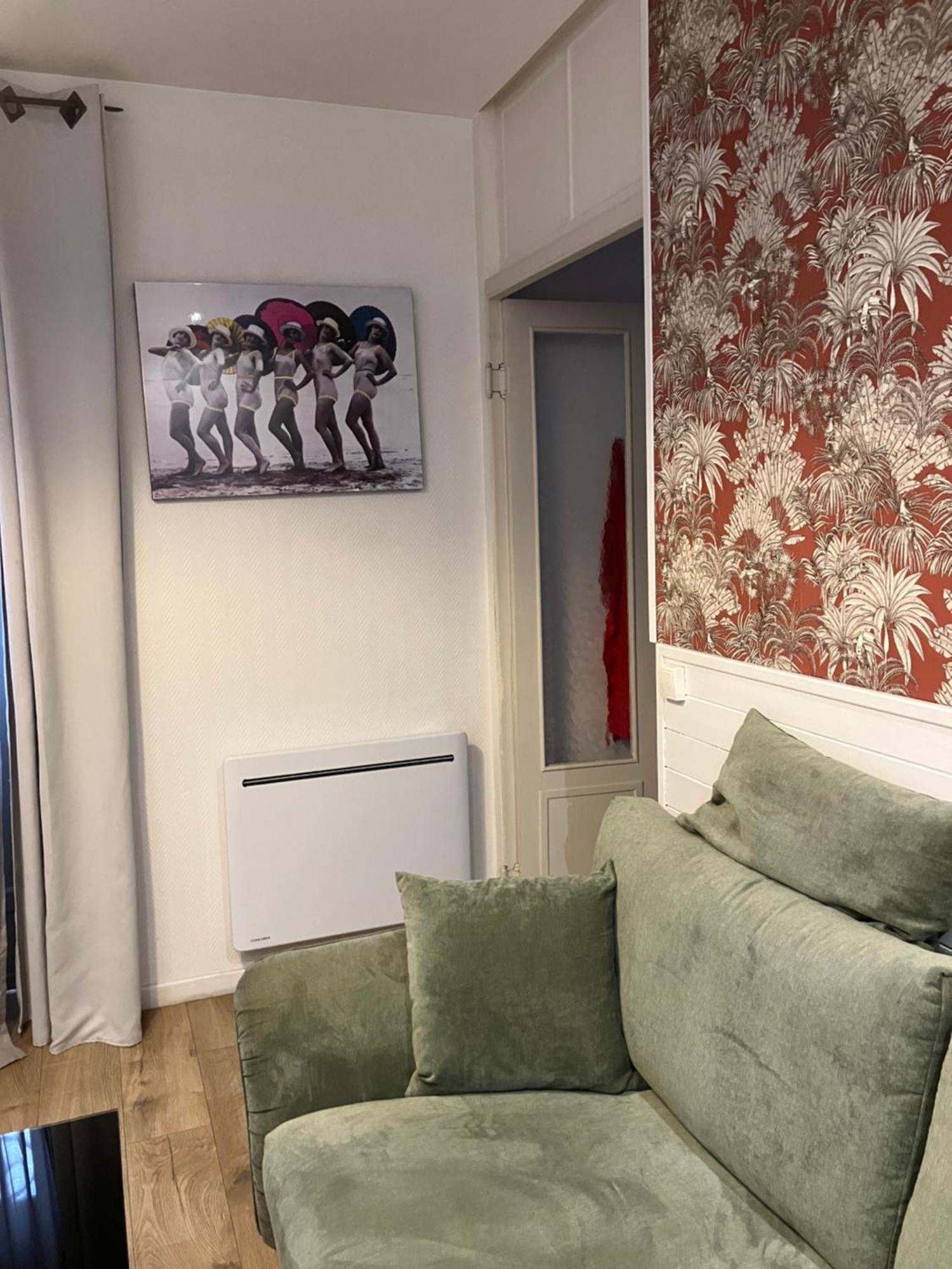 Appartement Central Des Terres Chaudes Proche Bord De Mer ม็องตง ภายนอก รูปภาพ