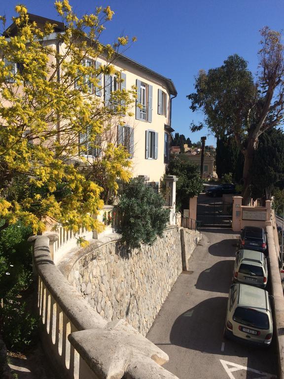 Appartement Central Des Terres Chaudes Proche Bord De Mer ม็องตง ภายนอก รูปภาพ